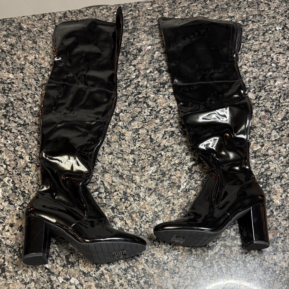 Kenneth Cole Glossy Black Over the Knee thigh high block heel Boots NWOT 8.5